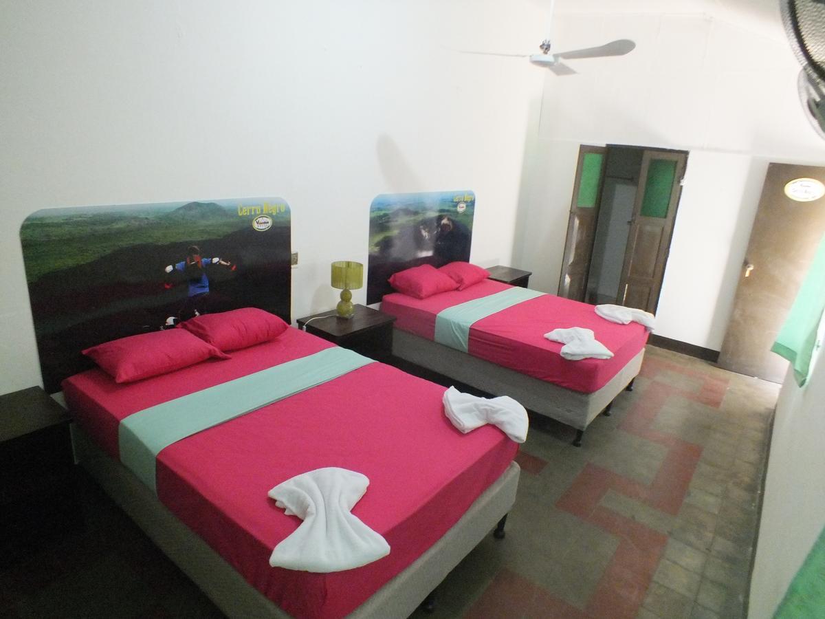 Volcano Hostel León Buitenkant foto
