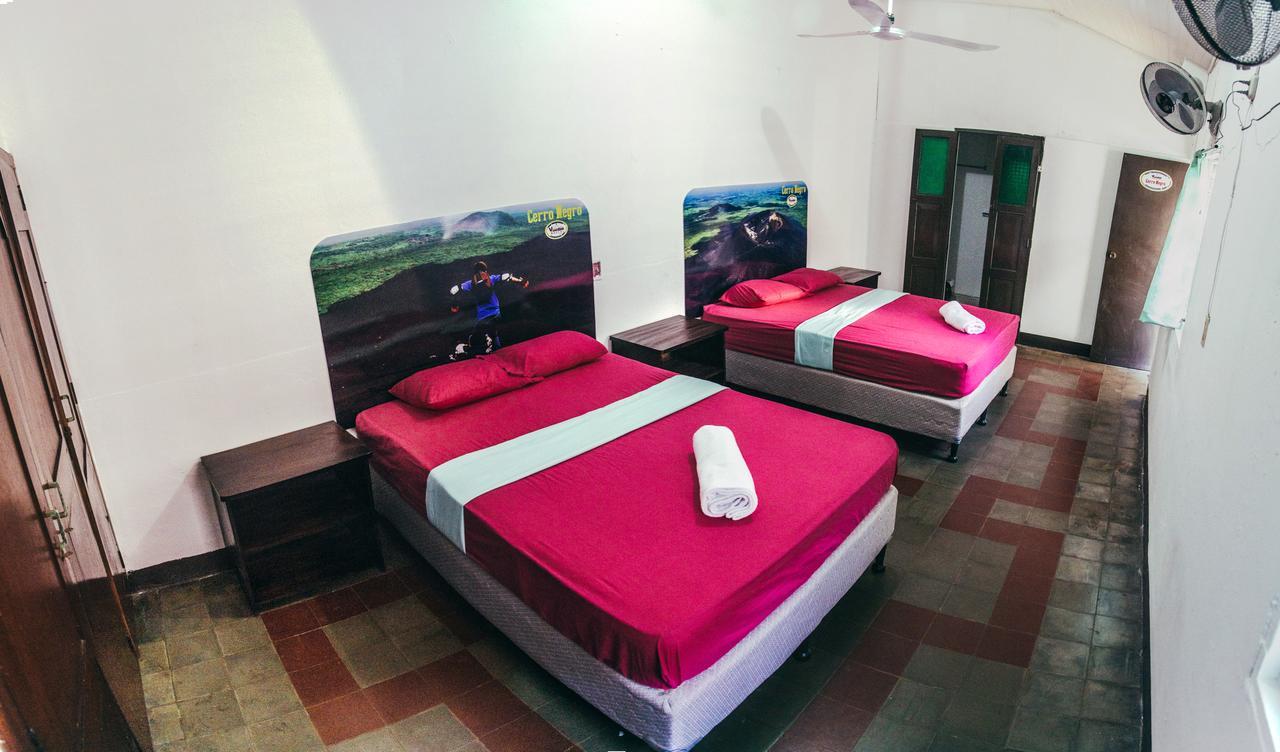 Volcano Hostel León Buitenkant foto